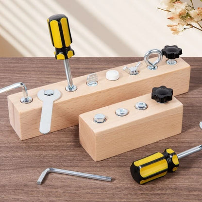 Kids Wooden Screw & Nut Disassembly Toy – Montessori Fine Motor Skills Trainer